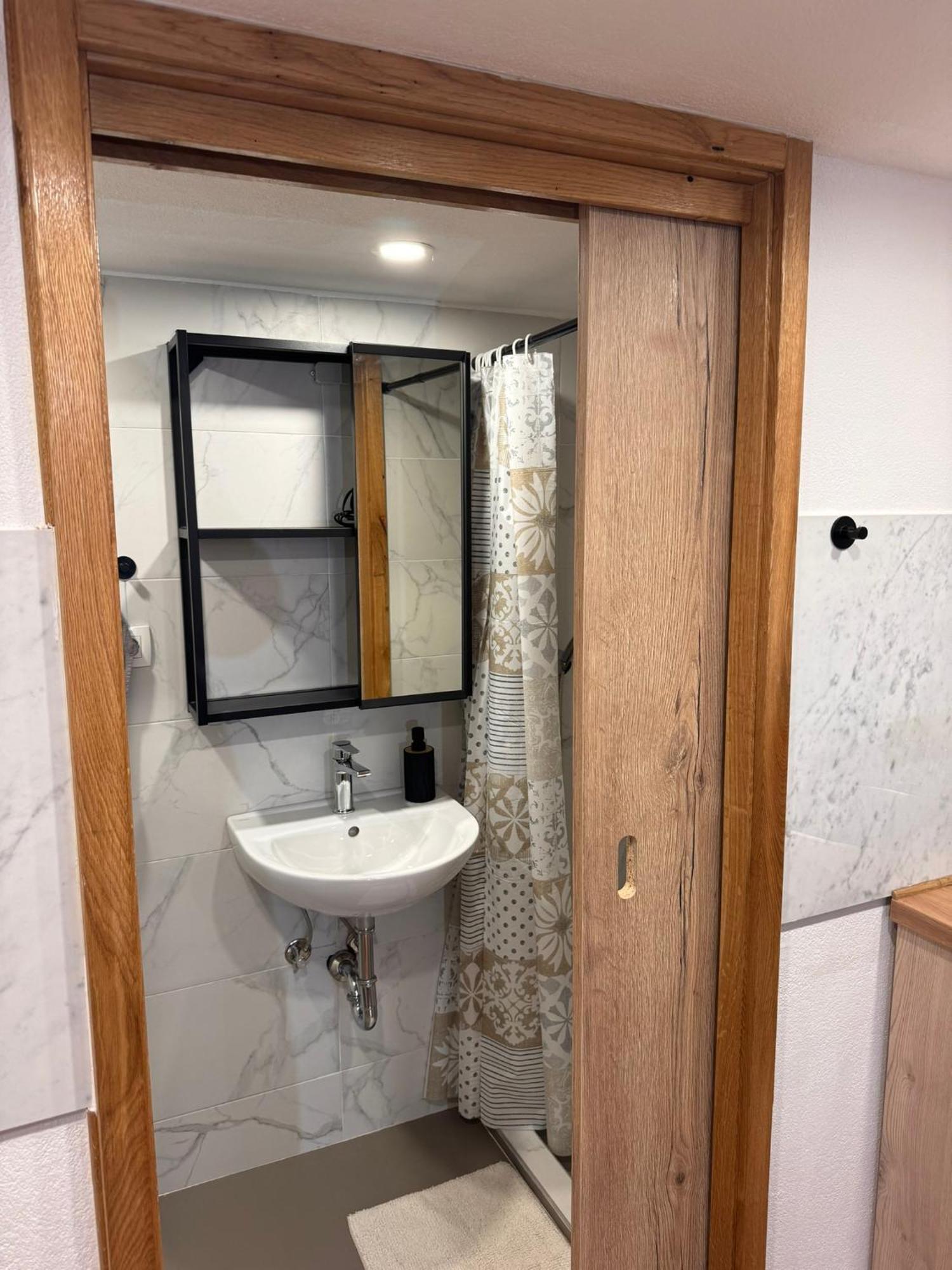 Zenroom Apartments Λιουμπλιάνα Εξωτερικό φωτογραφία